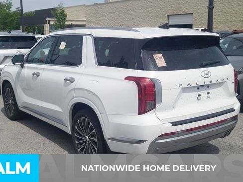 Used 2023 Hyundai Palisade Calligraphy image 4