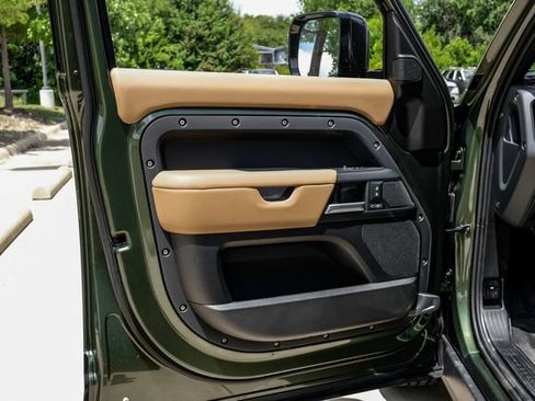 New 2026 Land Rover Defender 110 X-Dynamic SE AWD/4WD image 54