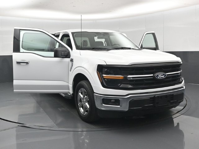 Used 2025 Ford F150 XLT w/ Equipment Group 301A Standard RWD image 59