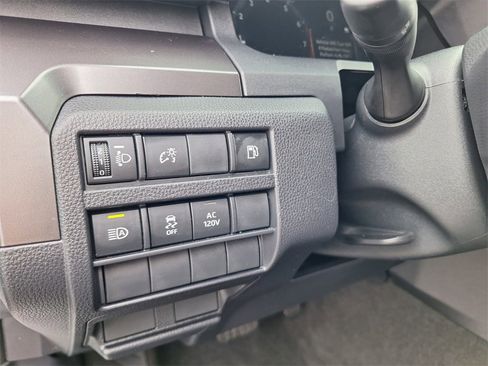 Used 2025 Toyota 4Runner TRD Off-Road image 22