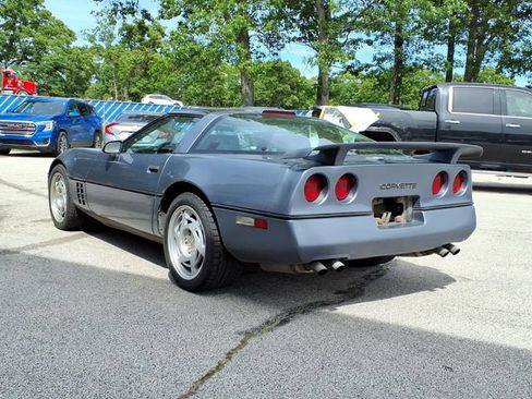 Used 1990 Chevrolet Corvette Coupe RWD image 11