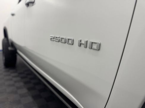 Used 2023 Chevrolet Silverado 2500 High Country w/ Z71 Off-Road Package AWD/4WD image 3