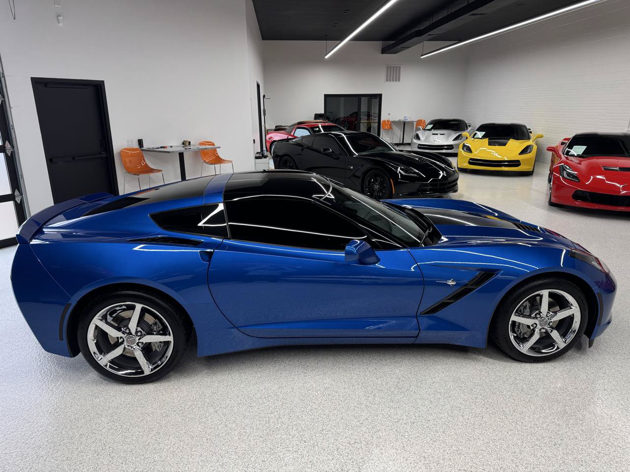Used 2014 Chevrolet Corvette Stingray Coupe w/ 2LT Preferred Equipment Group RWD image 17