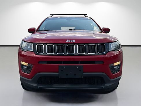 Used 2018 Jeep Compass Latitude w/ Popular Equipment Group image 8