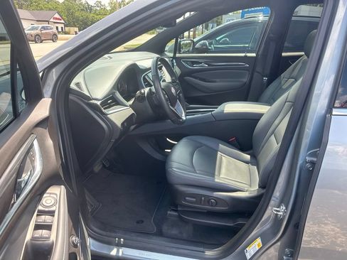 Used 2023 Buick Enclave Essence w/ Experience Buick Package AWD/4WD image 14