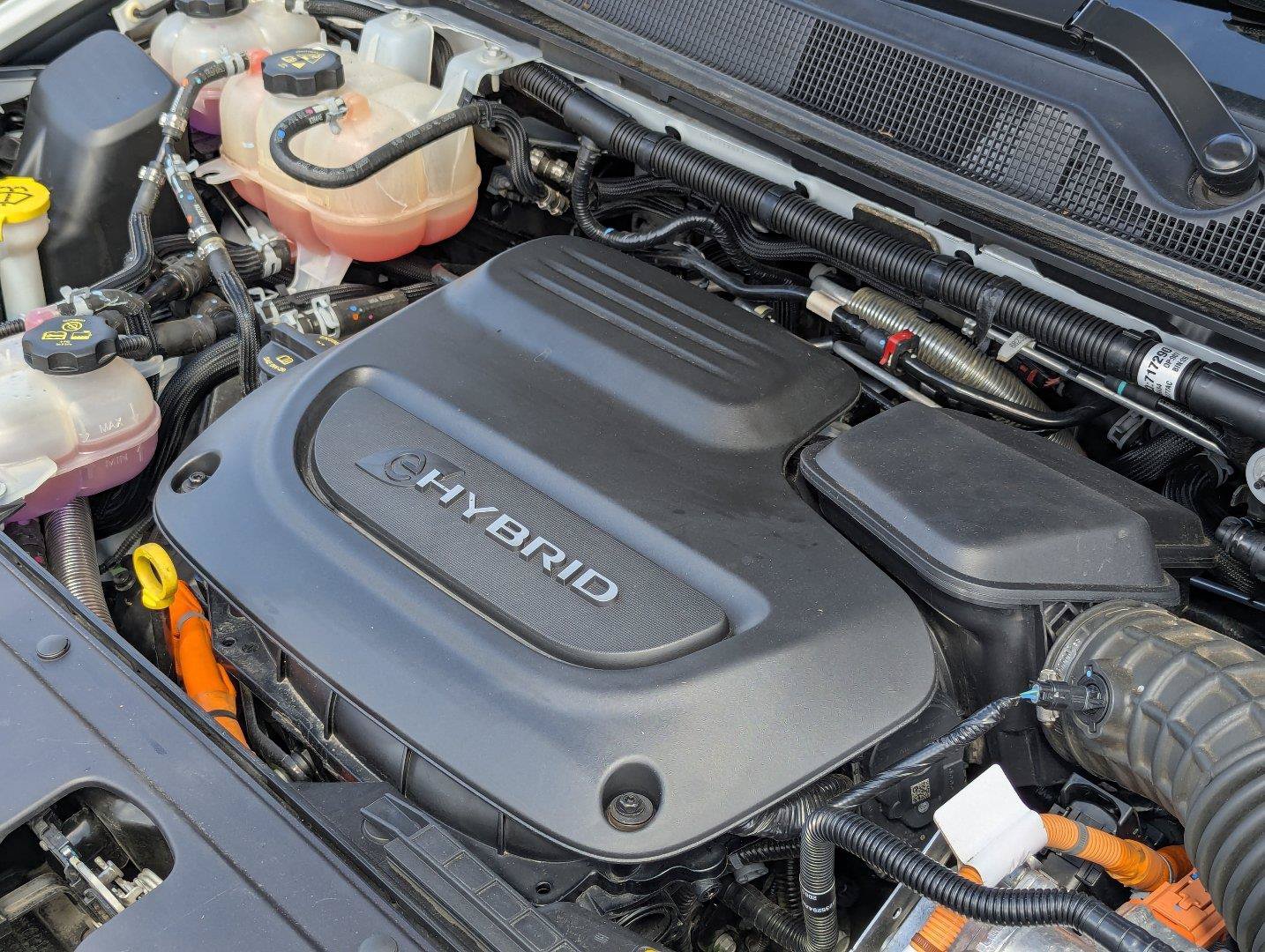 Used 2023 Chrysler Pacifica Touring-L FWD image 41