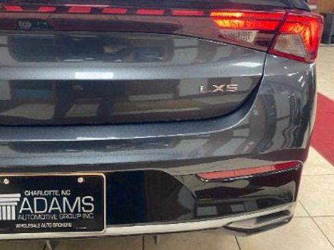 Used 2021 Kia K5 LXS image 12