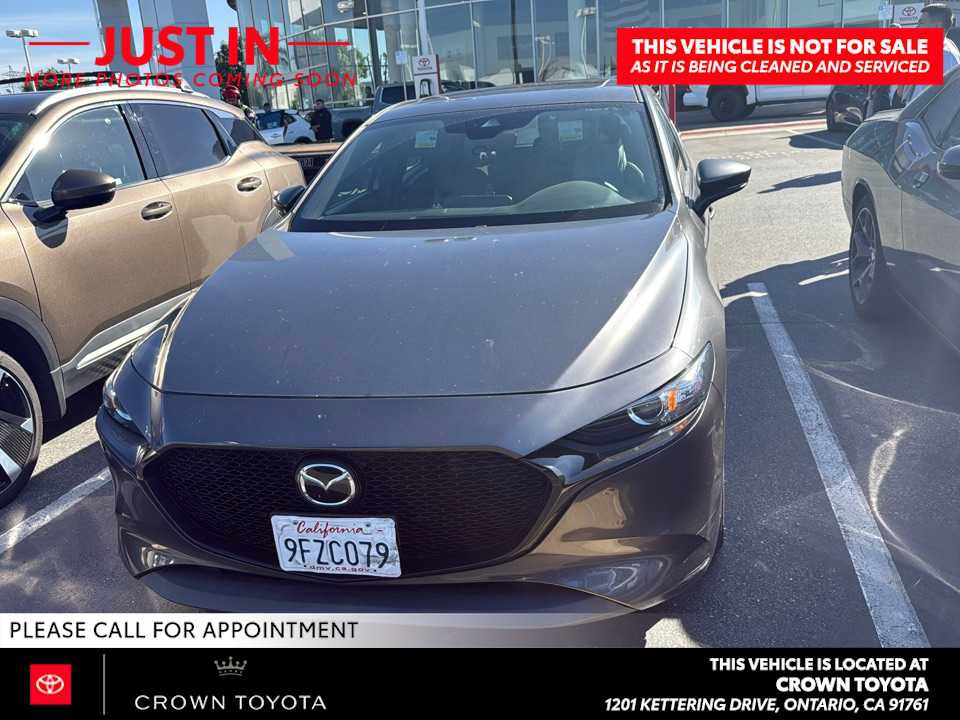 Used 2023 MAZDA MAZDA3 s FWD image 2