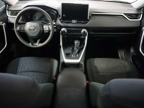 Used 2023 Toyota RAV4 XLE image 18