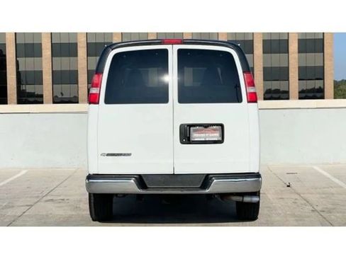 Used 2017 Chevrolet Express 2500 LT w/ LT Preferred Equipment Group image 46