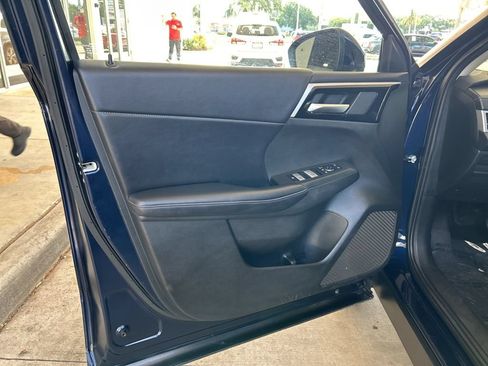 Used 2024 Mitsubishi Outlander SE Black Edition AWD/4WD image 39
