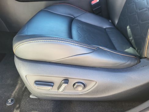 Used 2024 Toyota RAV4 Adventure image 8