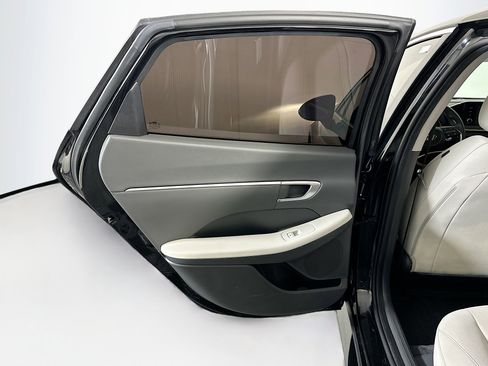 Used 2021 Hyundai Sonata SEL w/ Preferred Accessory Package image 26