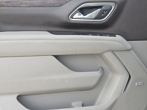 Used 2023 Chevrolet Tahoe Z71 image 24