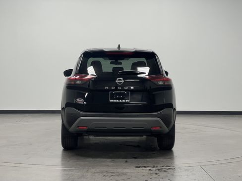 Used 2023 Nissan Rogue S image 7