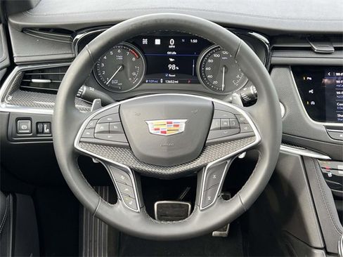 Used 2025 Cadillac XT5 Sportv w/ Technology Package image 14
