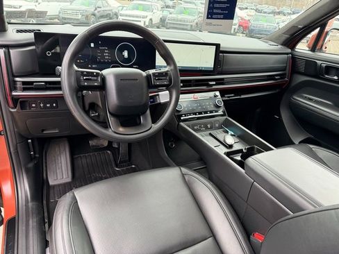 Certified 2025 Hyundai Santa Fe Calligraphy image 22