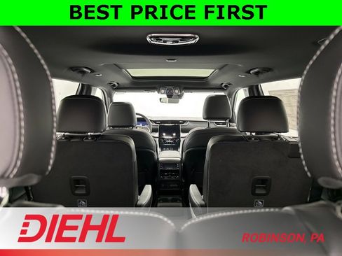 New 2025 Jeep Grand Cherokee L Limited w/ Trailer Tow Package image 10