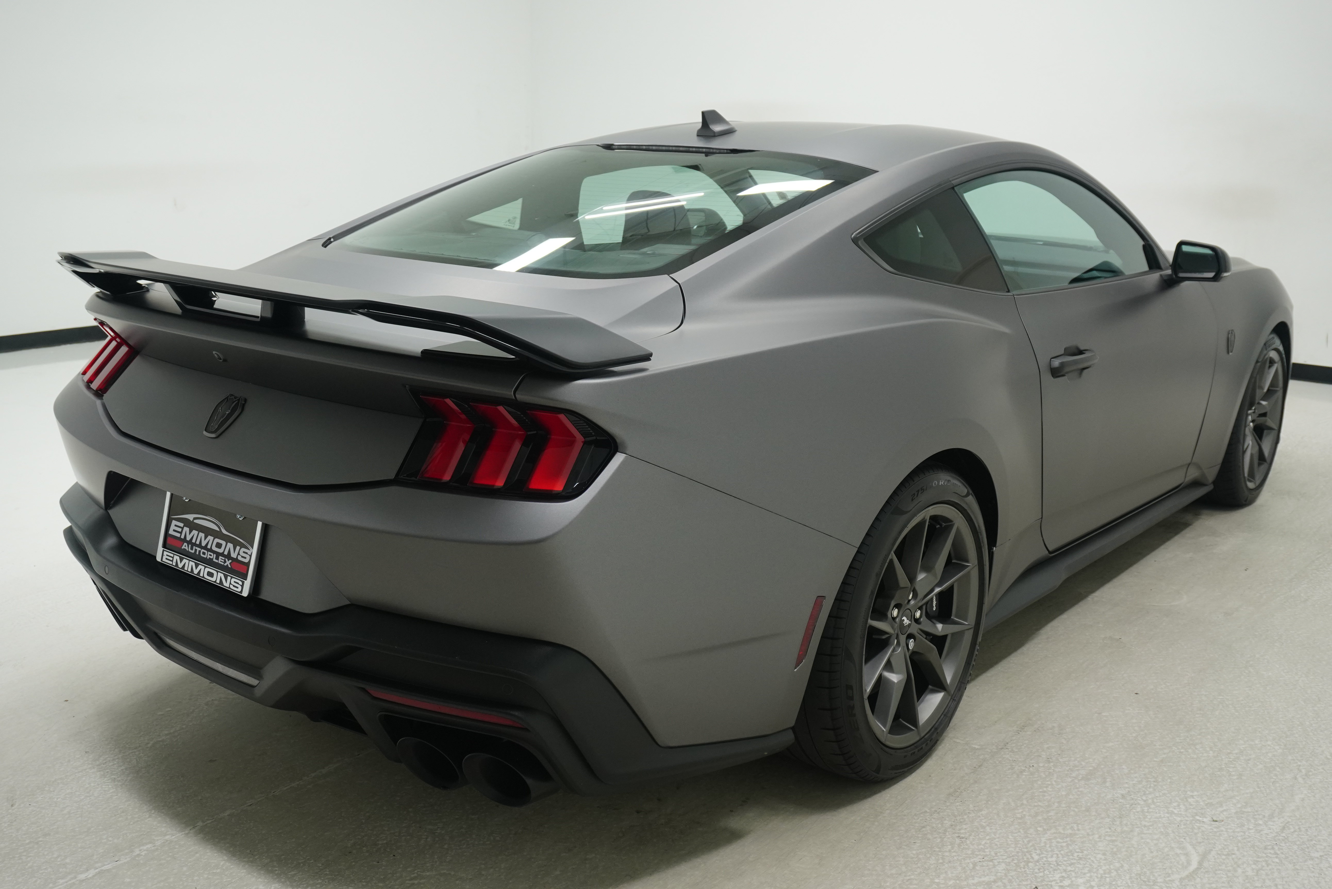 Used 2025 Ford Mustang Dark Horse RWD image 4