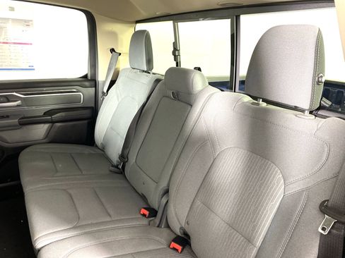 Used 2020 RAM 1500 Big Horn image 32