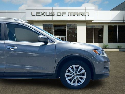 Used 2019 Nissan Rogue SV FWD image 34