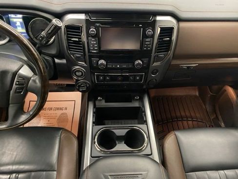Used 2017 Nissan Titan Platinum Reserve w/ Off-Road Package AWD/4WD image 34