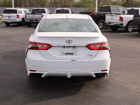 Used 2019 Toyota Camry SE w/ Audio Package image 6