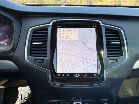 Certified 2023 Volvo XC90 B5 Core image 32