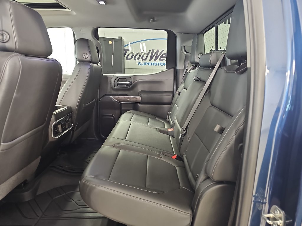 Used 2019 Chevrolet Silverado 1500 LTZ AWD/4WD image 17