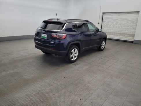 Used 2019 Jeep Compass Latitude AWD/4WD image 9