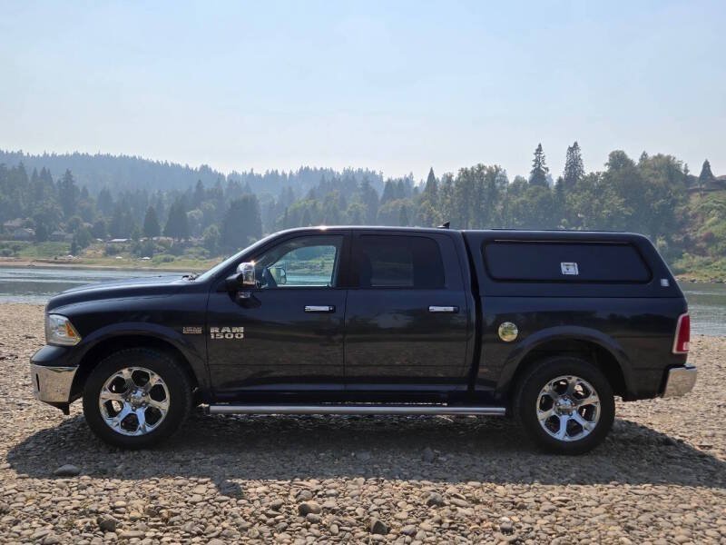 Used 2015 RAM 1500 Laramie w/ Convenience Group AWD/4WD image 4