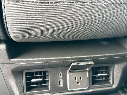 New 2026 Chevrolet Silverado 1500 LT image 28