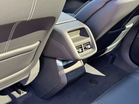 New 2025 Cadillac Lyriq Luxury image 25