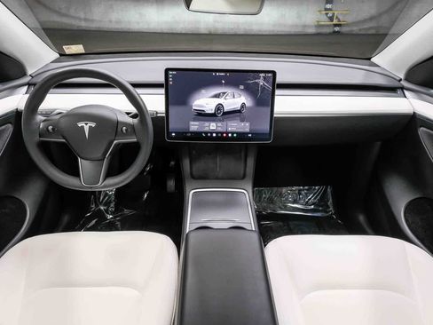Used 2023 Tesla Model Y Long Range AWD/4WD image 15