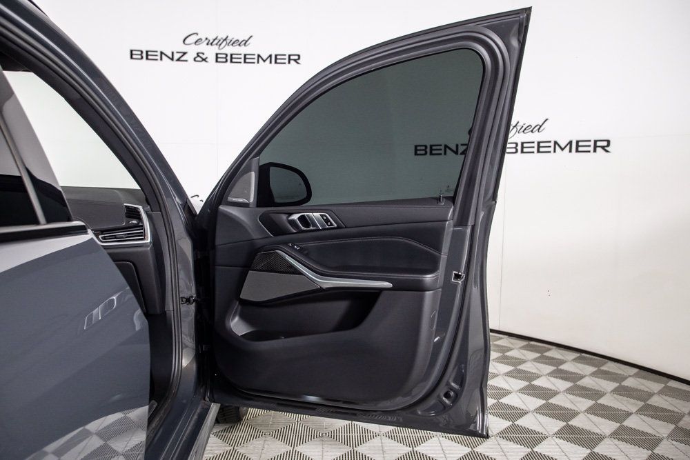 Used 2023 BMW X5 M50i w/ Executive Package AWD/4WD image 19