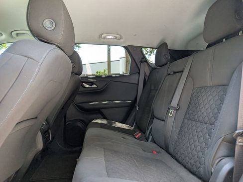 Used 2021 Chevrolet Blazer LT FWD image 17