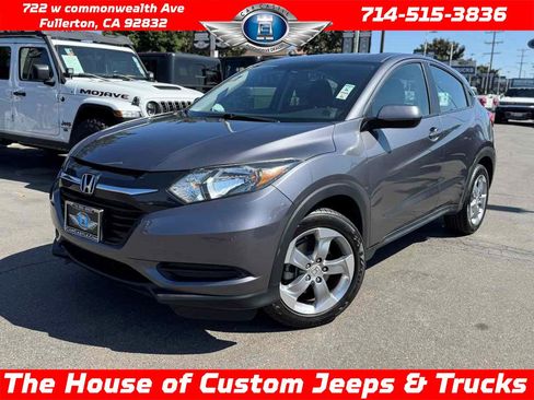 Used 2018 Honda HR-V LX image 1