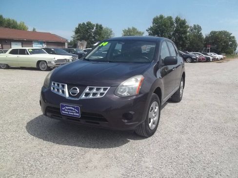 Used 2014 Nissan Rogue S image 3