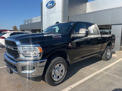 Used 2024 RAM 2500 Tradesman w/ Chrome Appearance Group