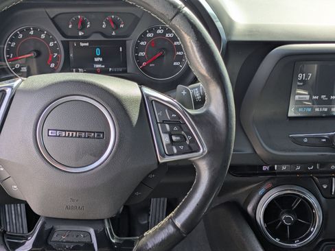 Used 2017 Chevrolet Camaro LT image 20