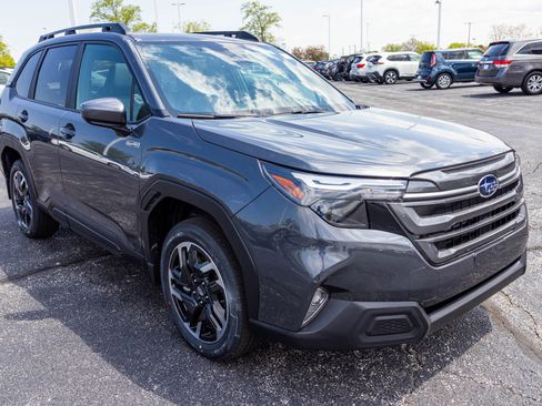 New 2026 Subaru Forester Premium AWD/4WD image 12