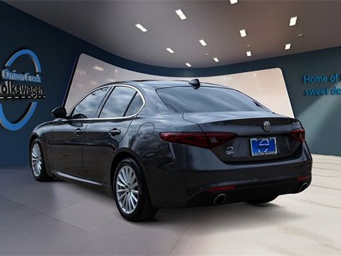 Used 2021 Alfa Romeo Giulia Sprint w/ Sun & Sound Package image 6