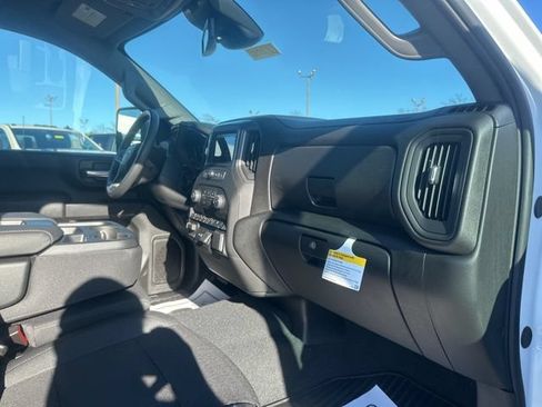New 2026 Chevrolet Silverado 2500 Custom w/ Custom Value Package AWD/4WD image 34