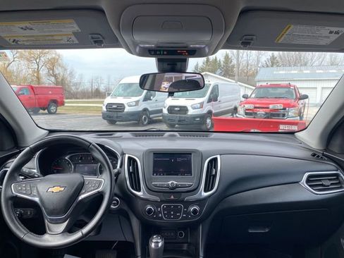 Used 2020 Chevrolet Equinox LT w/ Driver Convenience Package FWD image 21