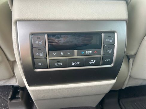 Used 2019 Lexus GX 460 image 44