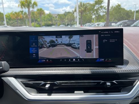 Used 2024 BMW XM AWD/4WD image 25