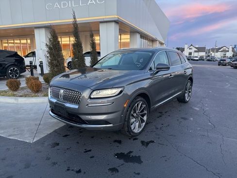Used 2022 Lincoln Nautilus Reserve w/ Equipment Group 201A image 5