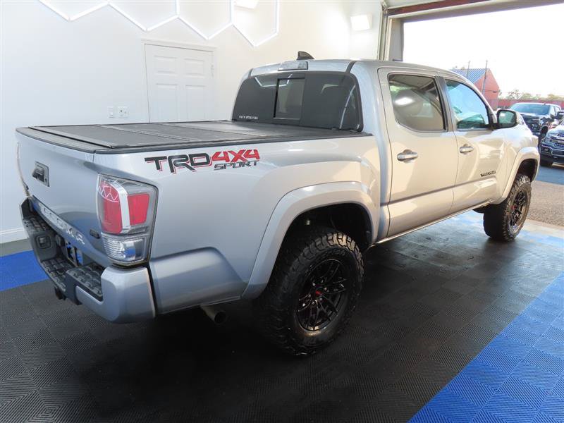 Used 2021 Toyota Tacoma TRD Sport AWD/4WD image 10