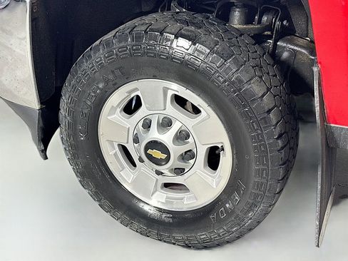 Used 2018 Chevrolet Silverado 2500 LT w/ LT Convenience Package AWD/4WD image 27