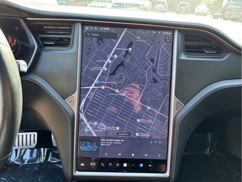 Used 2018 Tesla Model S P100D image 27